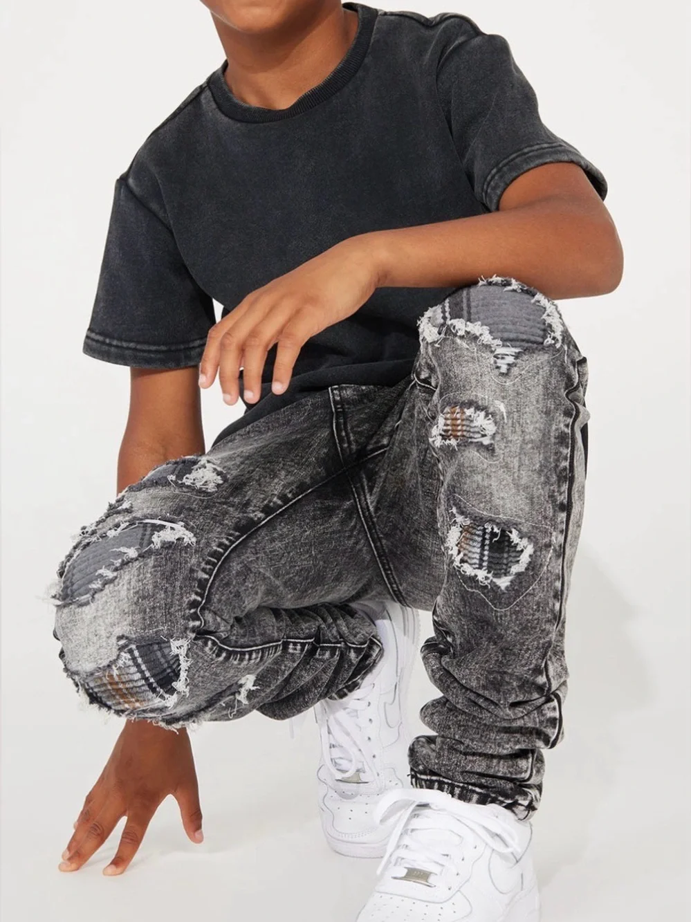 FASHION NOVA Distressed Skinny Jeans Black Wash Size 14 Boys NWT
